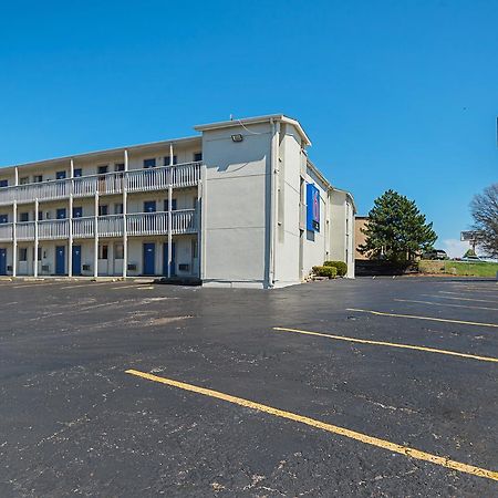 Motel 6-Blue Springs, Mo Екстериор снимка